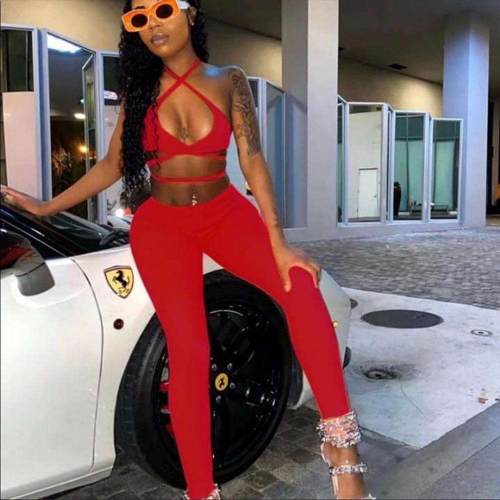 Red 2 piece legging set. Size large